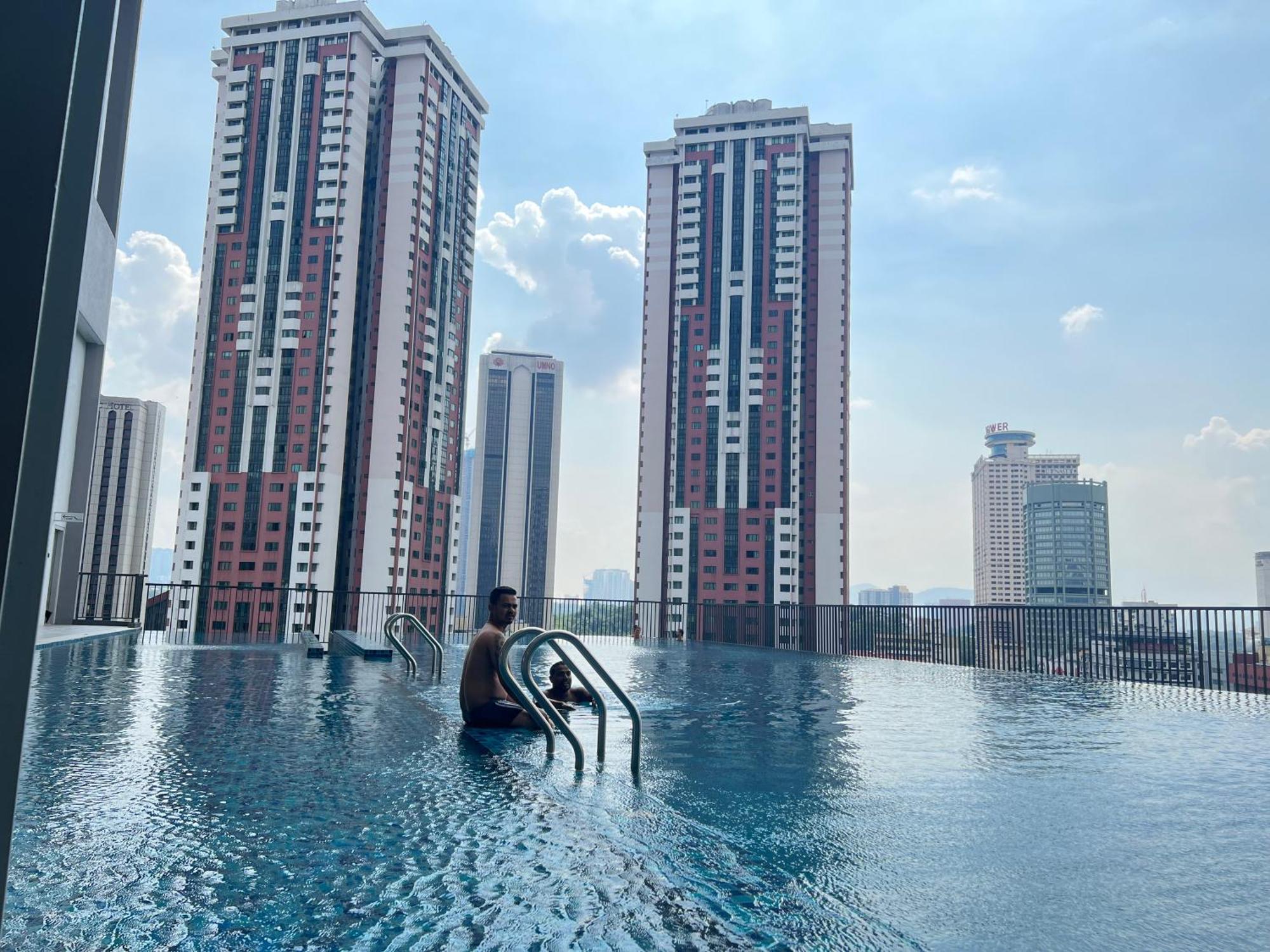Chambers Luxury Suites Klcc Kuala Lumpur Exterior photo